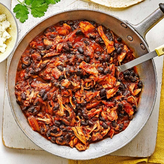 An image of a Dutch Oven with food in it.